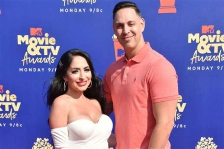 Angelina Pivarnick Throws Bridal Shower Amid Jersey Shore Cheating Drama