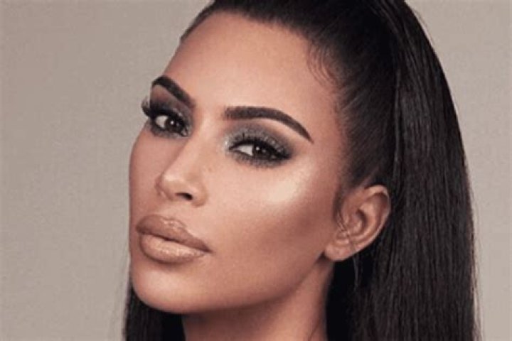 Kim Kardashian’s Psoriasis Is So Bad She Is Asking Twitter For Medication Recommendations