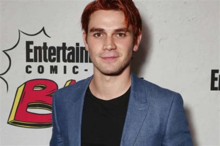 KJ Apa From Riverdale Is Dating Clara Berry – Sources Say They’re In Love