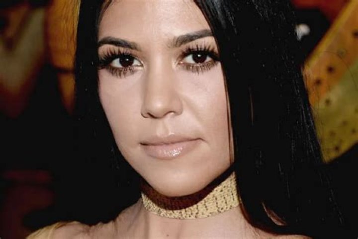 Kourtney Kardashian Drops Subtle Message Amid KUWK Drama