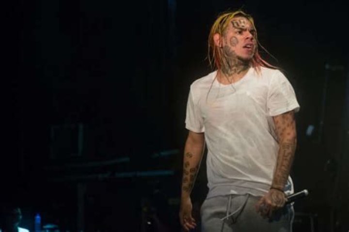 Nicki Minaj Appears Pregnant In Photo With ‘Trollz’ Collaborator Tekashi 6ix9ine As She Takes On Haters With ‘Weak Emotion’