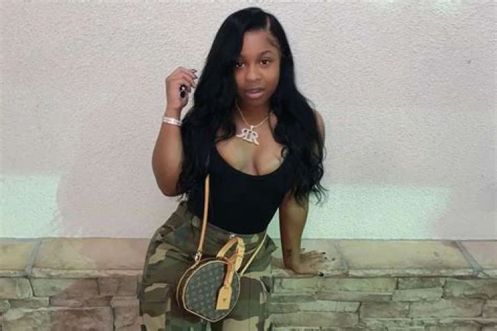 Reginae Carter’s Fans Are Debating Her Latest Instagram Caption, Suggesting It May Be A Shade At YFN Lucci