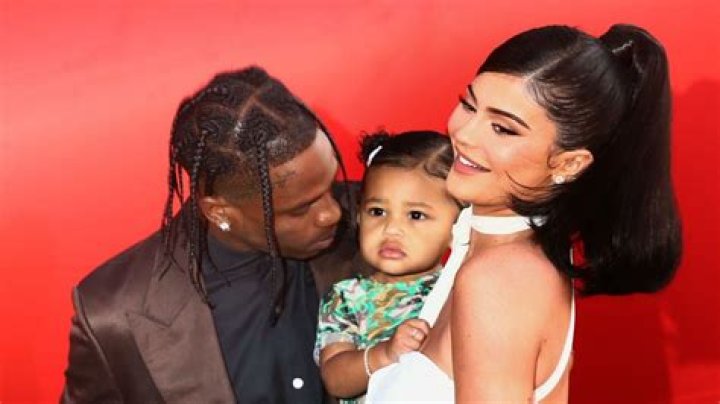 Travis Scott Talks Co-Parenting With Kylie Jenner Amid COVID-19 And More During New Interview!