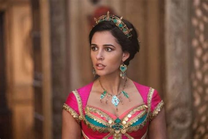 Watch Naomi Scott Perform Speechless From Disney’s Hit Movie Aladdin — Video